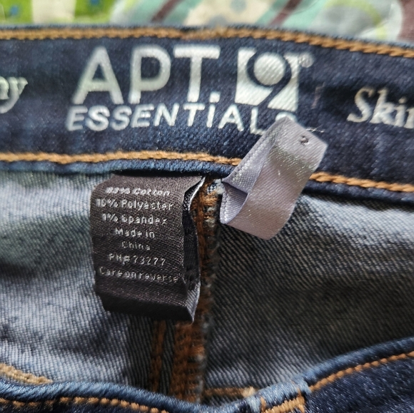 Nwt womens apt 9 skinny jeans - Picture 3 of 7